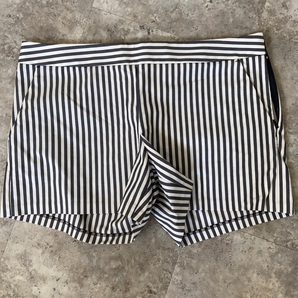 High waist pin striped shorts